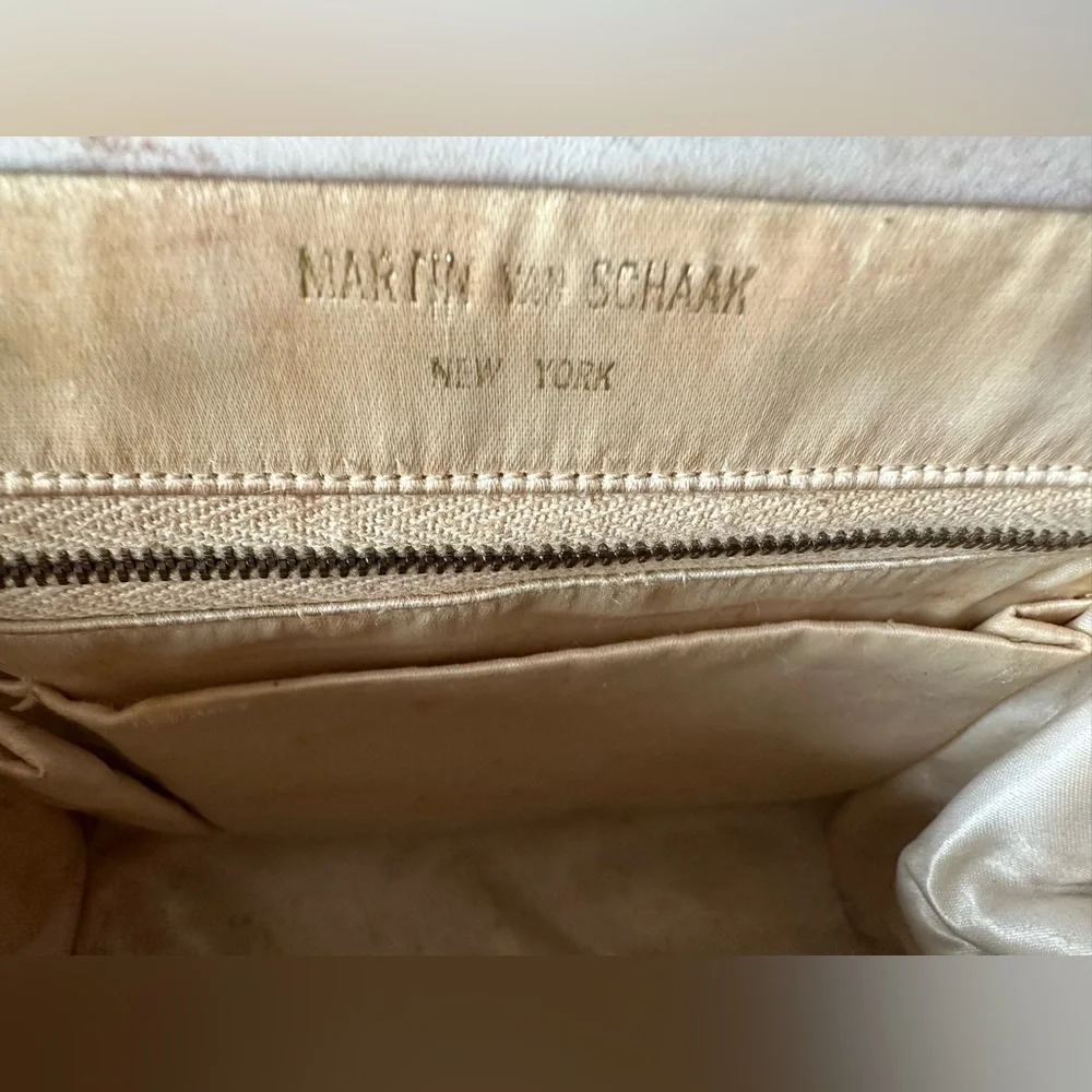 Martin Van Schaak Vintage White Patent Leather w/ Shell Ornament- Vintage Lux